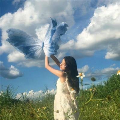 街头实拍：顶流男星素颜现身菜市场，好友出面澄清